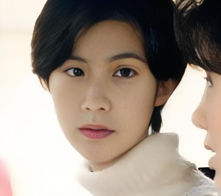 短发女明星机场_港圈短发美女_短发造型经典女星
